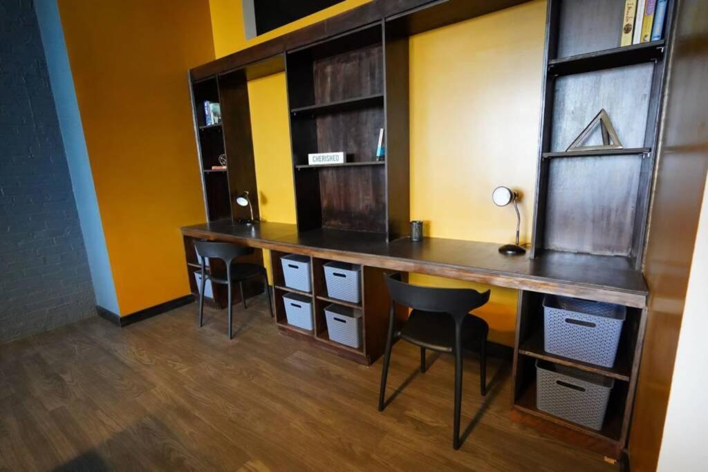 3E *New* Huge! Spacious 3 Bedroom In Oakland That Sleeps 12! Pittsburgh Exterior photo